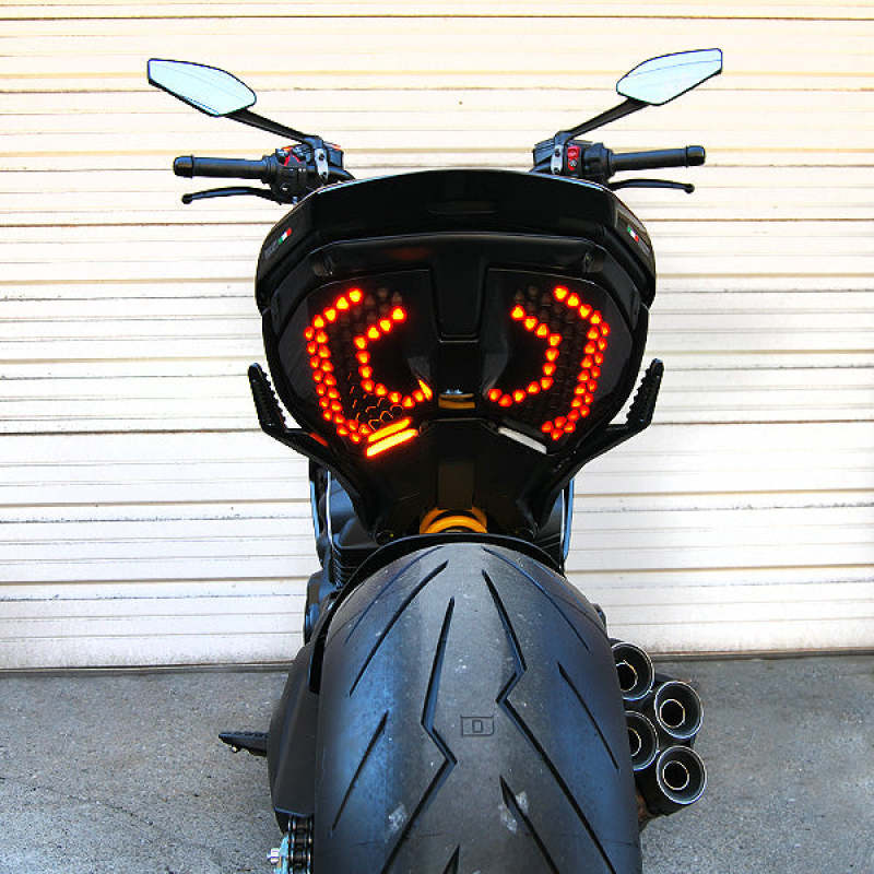 New Rage Cycles 23+ Ducati Diavel V4 Rear Turn Signals w/Side Mount License Plate - DV4-RB-SIDE