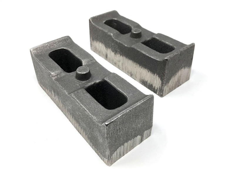 Tuff Country 01-10 Chevy Silverado 2500HD/3500 4wd 2in Cast Iron Lift Blocks Pair - 79062