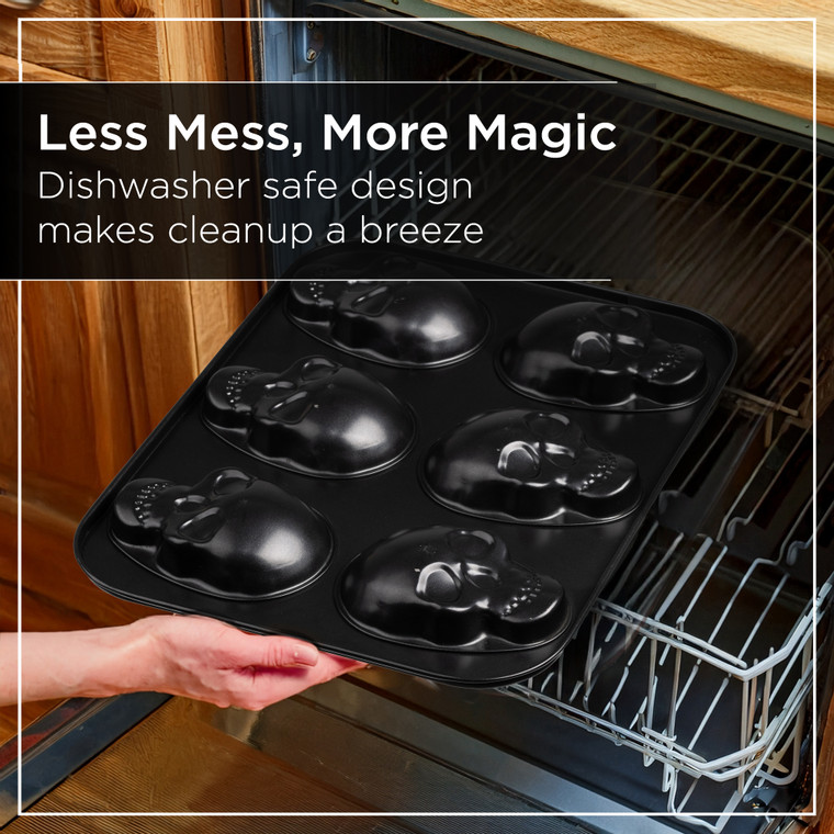 Non-Stick Large Skull Cake Pan 6 Cup