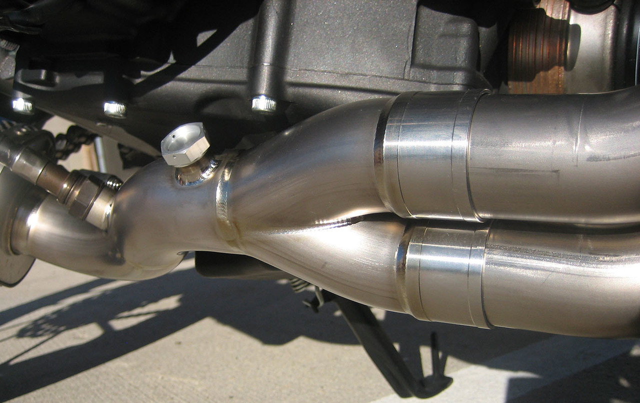 Graves Motorsports Yamaha FZ07 MT07 XSR700 R7 Full Exhaust System Graves Motorsports Yamaha FZ07 MT07 XSR700 R7 Full Exhaust System