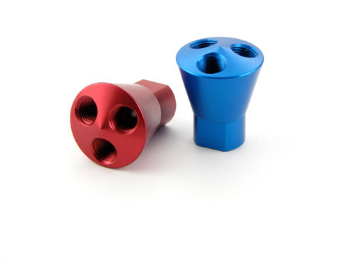 <ul>
<li>Individually tested for perfect flow</li>
<li>Includes one blue for nitrous and one red for fuel</li>
<li>3 port 1/8" NPT female outlets</li>
<li>1/8" NPT female inlet</li>
</ul>
<p>These nitrous oxide distribution showerheads will assure equal and accurate distribution of the fuel and the nitrous to all cylinders.</p>