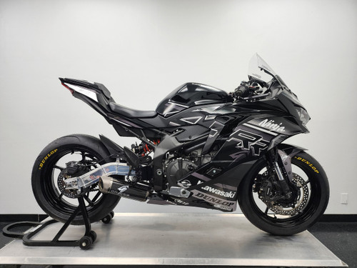 Graves Kawasaki ZX-4RR OEM Bodywork Graphics Set - Greyscale Graves Kawasaki ZX-4RR OEM Bodywork Graphics Set - Greyscale