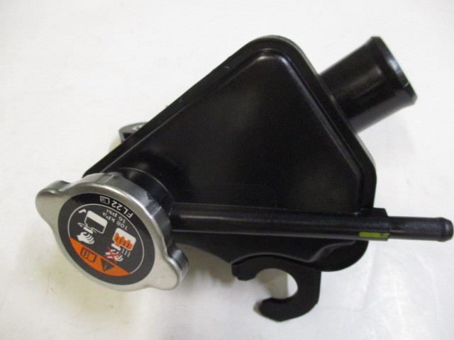 2019- 2021 Mazda 6 Turbo, 2019-2025 CX-5 Turbo Radiator Filler Tank