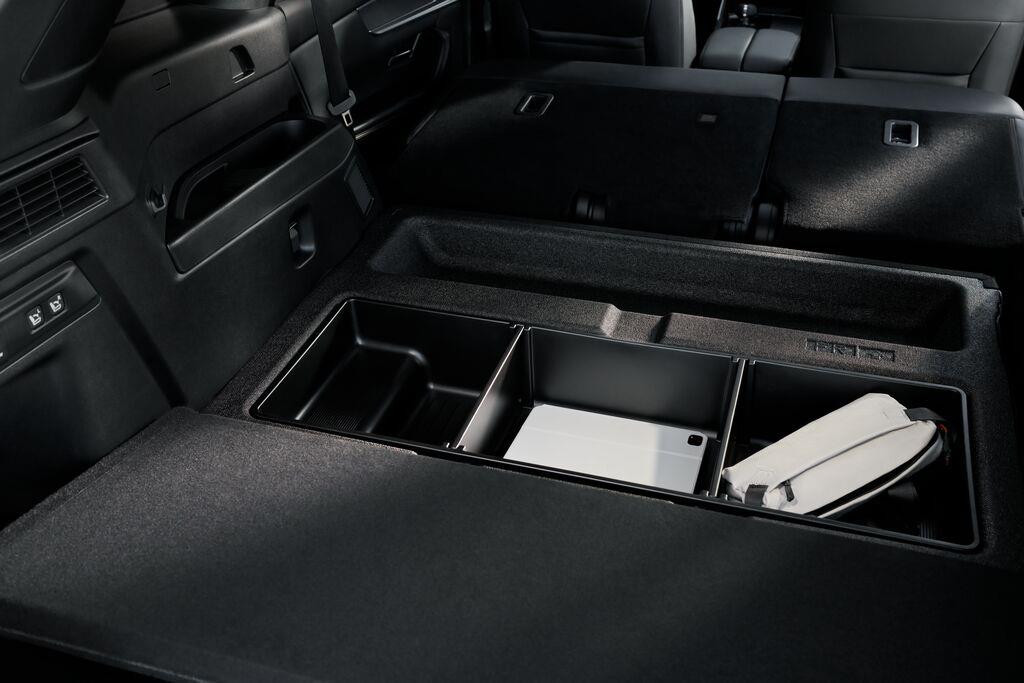 CX-70 Cargo Organizer