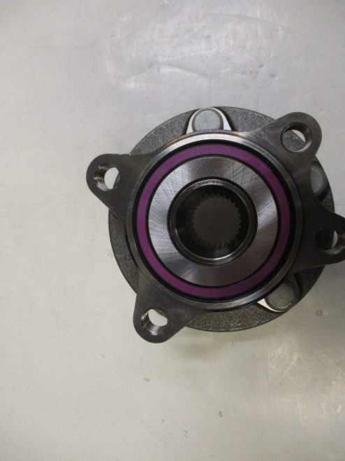 Mazda 3 (non turbo models only) Front Hub and Bearing