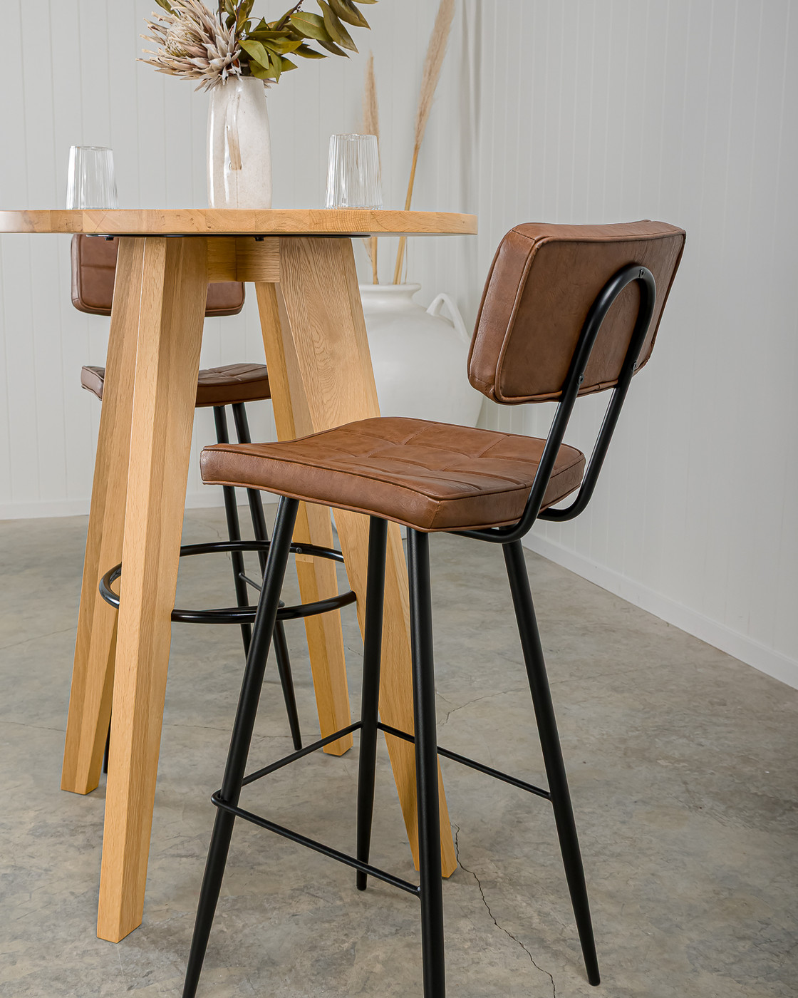 Walter Bar Stool - Chestnut, 75Cm