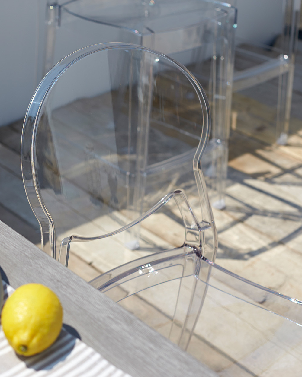 Igloo Chair - Transparent