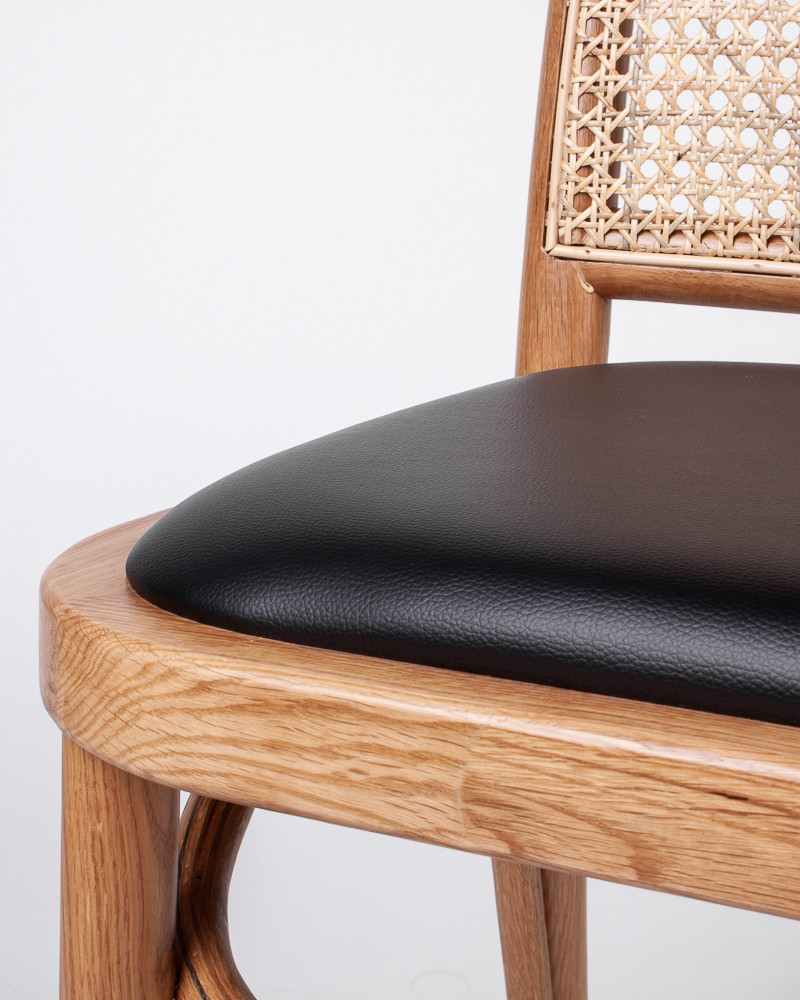 Selma Chair - Natural, Black Seat