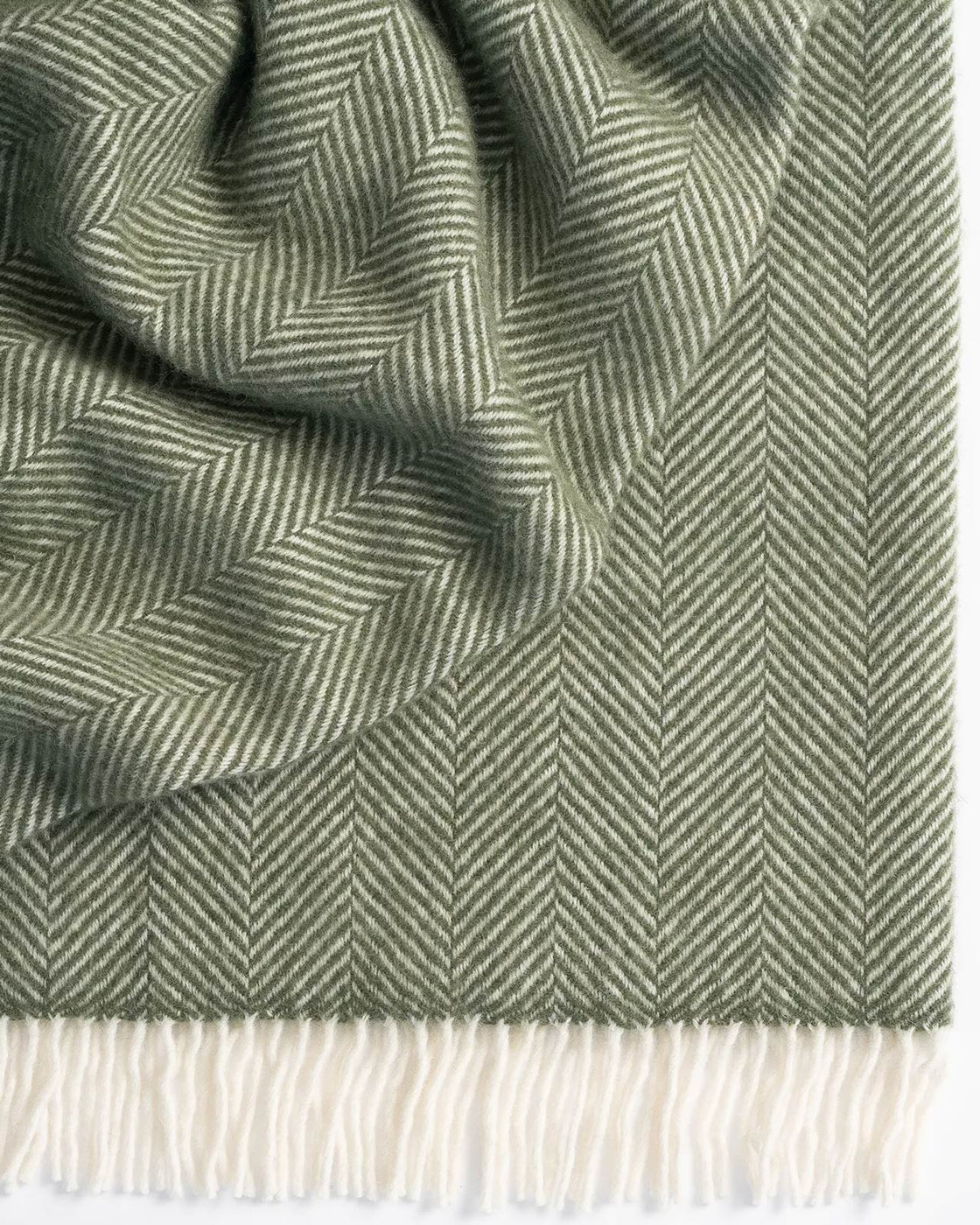 Weave Magnus Throw - 150x183cm, Olive