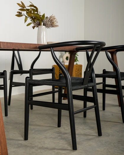Hans Wegner Replica Wishbone Chair, Black