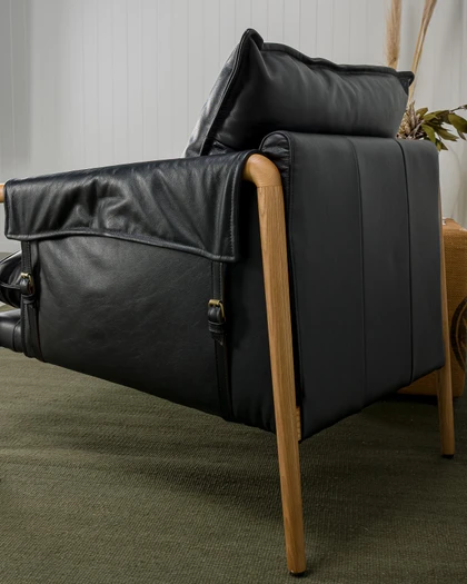 Cintesi Wesley Leather Armchair - Raven Black 