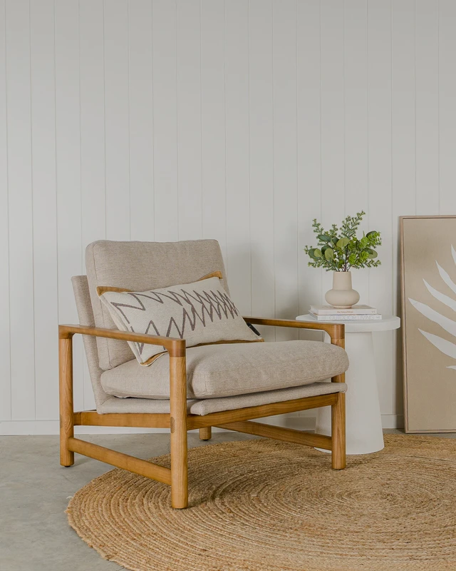 Dining chairs collection