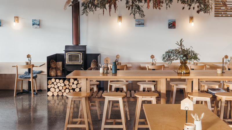 Scroggin Café Wanaka: Where Adventure Meets Comfort