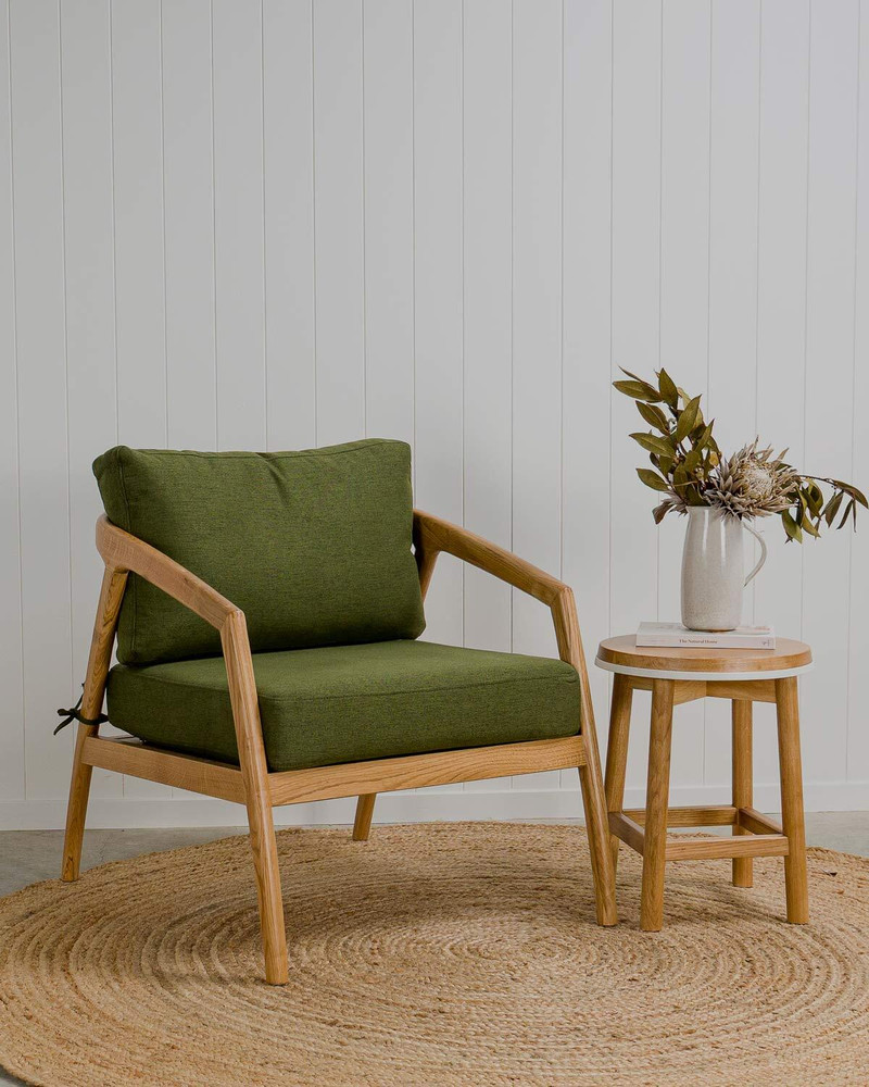 Leo curved oak armchair in olive green fabric