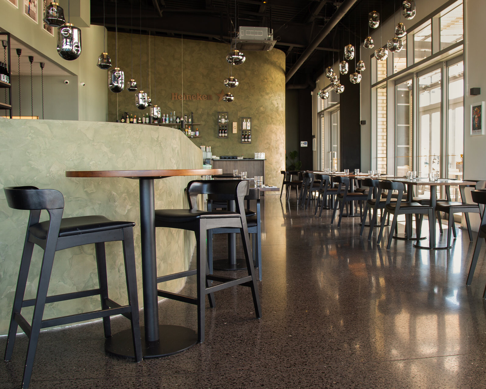 cintesi table tops and bar stools