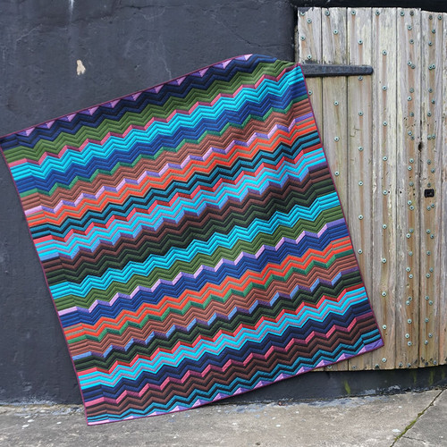 Kaffe Fassett - Rosita Zigzag Dark Quilt Kaffe Fassett - Rosita Zigzag Dark Quilt