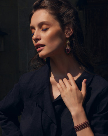 TITANIC GARNET EARRINGS