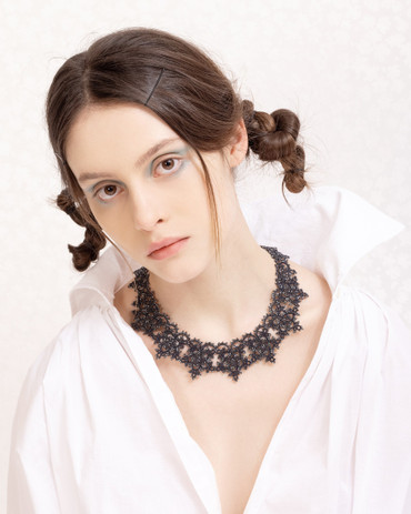 Fira dark blue necklace