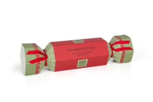 Brooke & Shoals - CHRISTMAS CRACKER - CINNAMON & CEDAR - 2 TRAVEL CANDLES