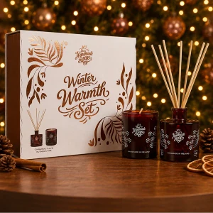 The Handmade soap -Winter Warmth Set - A cosy blend of cinnamon, clove, nutmeg and pine creates a rich, warming fragrance made for festive evenings and slow winter moments.