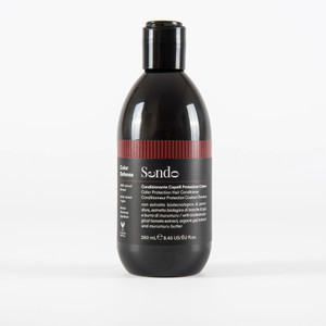 Sendo - COLOR DEFENSE - COLOR PROTECTION HAIR CONDITIONER - It helps to prolong the duration and strength of the color, fighting against oxidative stress and making it easier to detangle Sendo - COLOR DEFENSE - COLOR PROTECTION HAIR CONDITIONER - It helps to prolong the duration and strength of the color, fighting against oxidative stress and making it easier to detangle