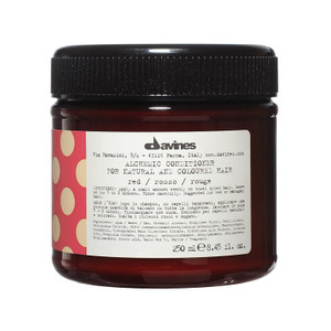Davines  - Alchemic conditioner red - Color-enhancing conditioner for cool red tones. Davines  - Alchemic conditioner red - Color-enhancing conditioner for cool red tones.