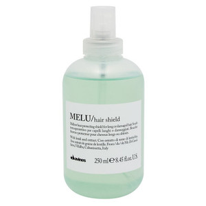 Ideal for protecting all types of hair from stress due to a straightener or hairdryer. Melu spray effectively protects hair from thermal stress.