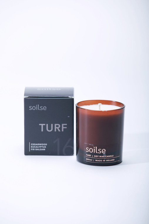 Soilse Candle Turf Candle