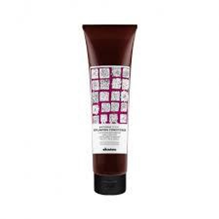 Davines NaturalTech  - Replumping Conditioner - Formulated to untangle, compact and give renewed elasticity to the hair