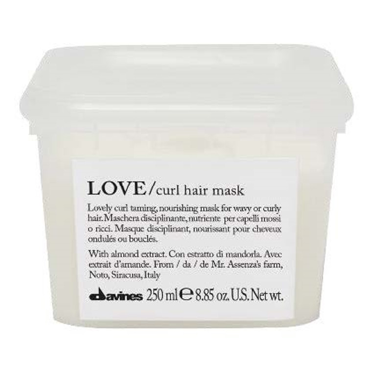 Mask with extra nourishing and conditioning power for curly or wavy hair. It gives intense softness and hydration even to very thick and unruly hair. Nourished and elastic workable curls.