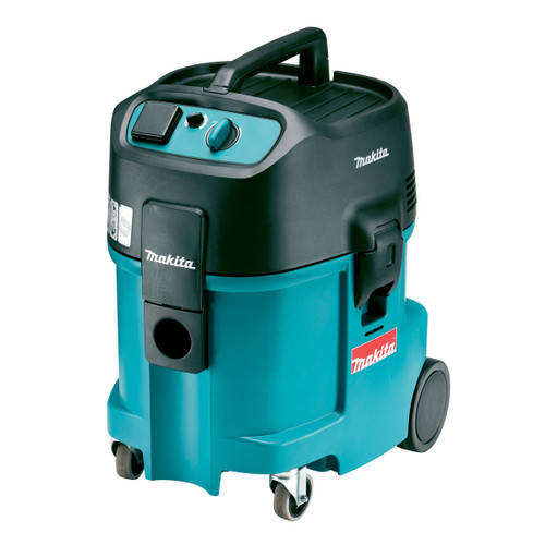 Makita 447M 45L Wet and Dry Dust Extractor 110V from Toolden