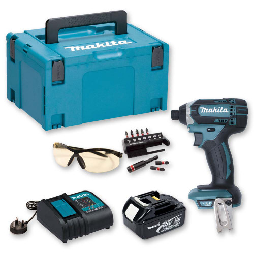 Makita DTD152LXT 18V Li-Ion Impact Driver Kit, 3 Ah Battery & Charger in Case with Accessories