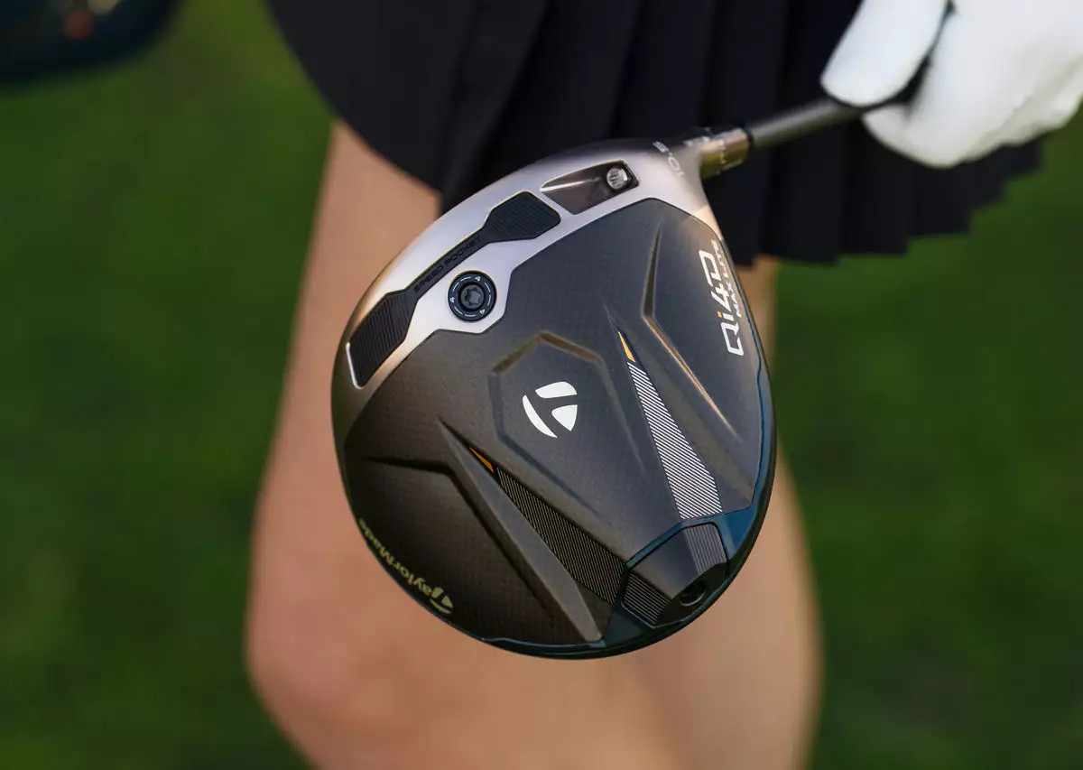 TaylorMade Qi4D Max Lite Teen Golf Driver for Ages 13-16