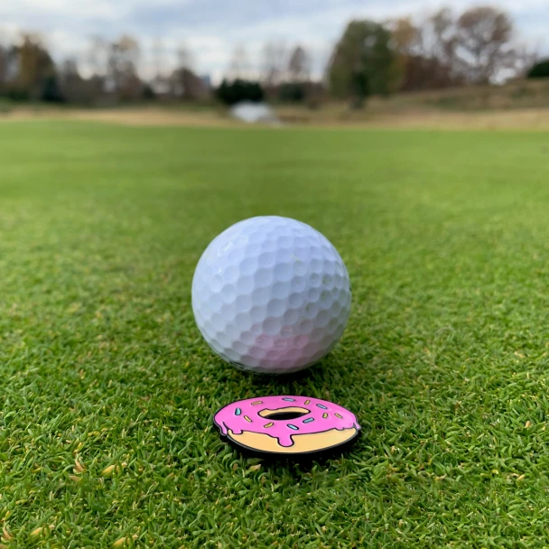Donut Ball Marker with Hat Clip