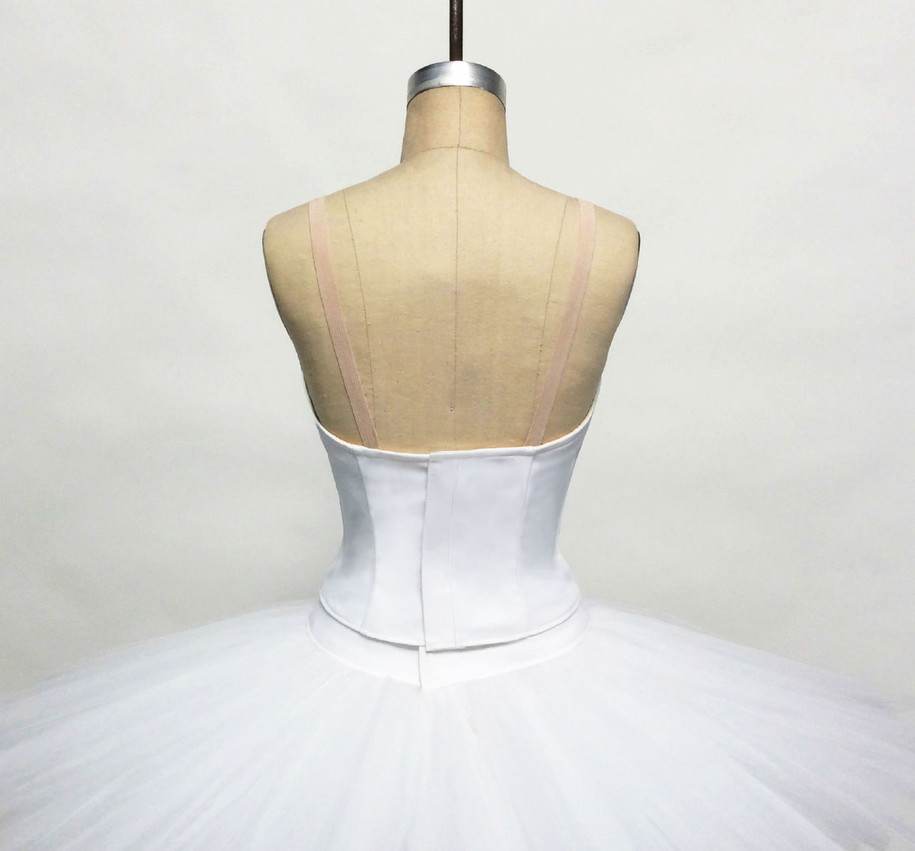 Conservatory C500 bodice back view