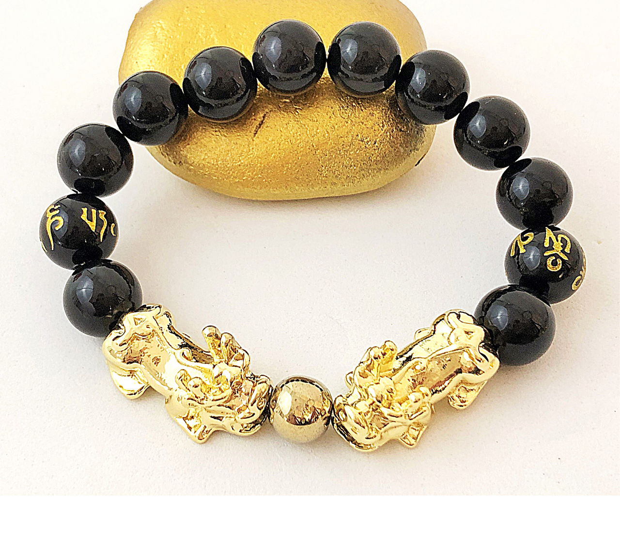 Black Obsidian Pixiu Wealth Bracelet for Feng Shui, Reiki & Chakra Crystals  Healing For Men & Women at Rs 299 | South Extension- 2 | New Delhi | ID:  25466100030