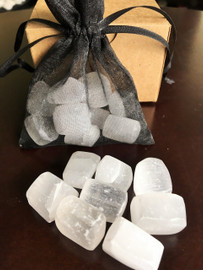 Selenite stones help you sleep