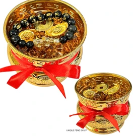 Pixiu Bracelet displayed inside the Rest Bowl