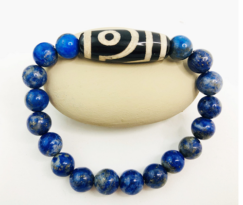 2 Eyed Dzi Bracelet for those Seeking Love