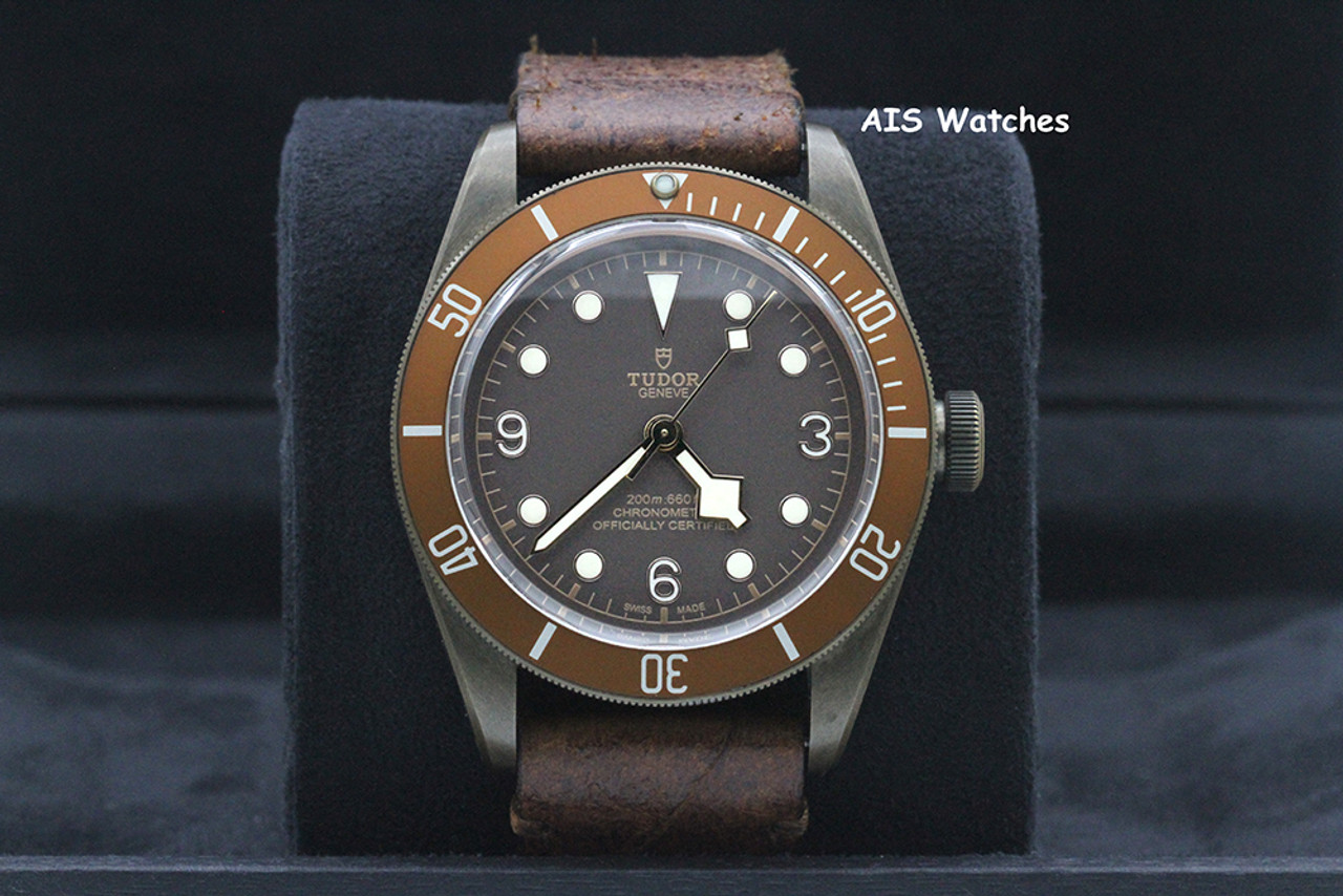 Jeg vil have te Kostbar Tudor 79250BM Heritage Black Bay Bronze 43MM Box & Papers