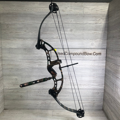 Hoyt Alphatec Right Handed Vintage Bow