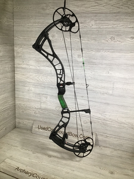 Bowtech Solution RH Black 70#