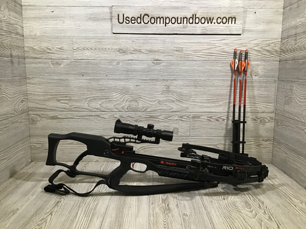 Ravin R10 Crossbow w/ Soft case and 3 Arrows & Sling
