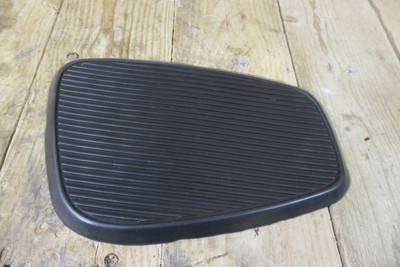 Honda CA77 Rubber Knee Grip