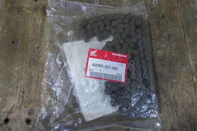 Honda CA175,SL100,L125,TL125 Genuine New Honda Drive Chain