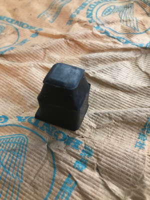 Honda C100/C102/C105/C90/CA100 Seat Rubber Stopper, Genuine, NOS, 77236-001-810