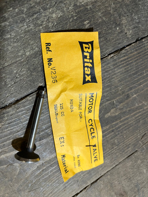 Honda CB92, CA92, CB95, CA95 Exhaust Valve, Genuine Britax Part 14721-205-000