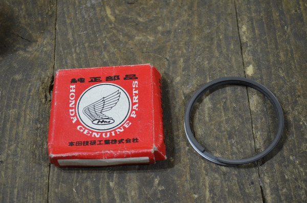 Honda CB250, Std Size Piston Ring, Genuine NOS, Part Number 13011-286-013