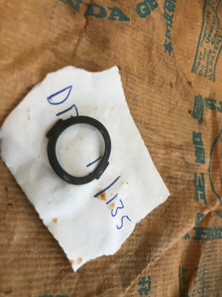 Honda CZ100, C50/70/90, CT80/90 Fuel tap Lever Washer, Genuine, DP131-35