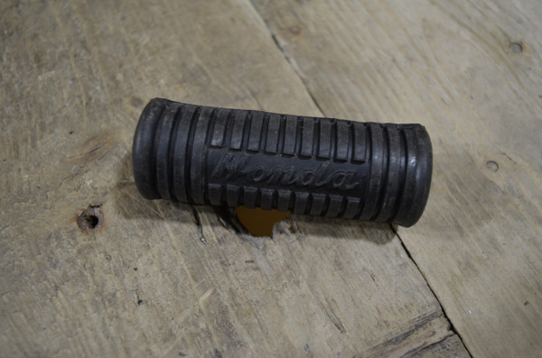 Honda C70/C72/C75/C77 Pillion Rest Rubber, Genuine, NOS, Part Number 50731-250-000